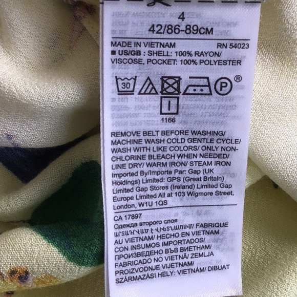 Banana Republic yellow print short sleeved flowy rayon crepe wrap dress size 4. - Picture 8 of 9